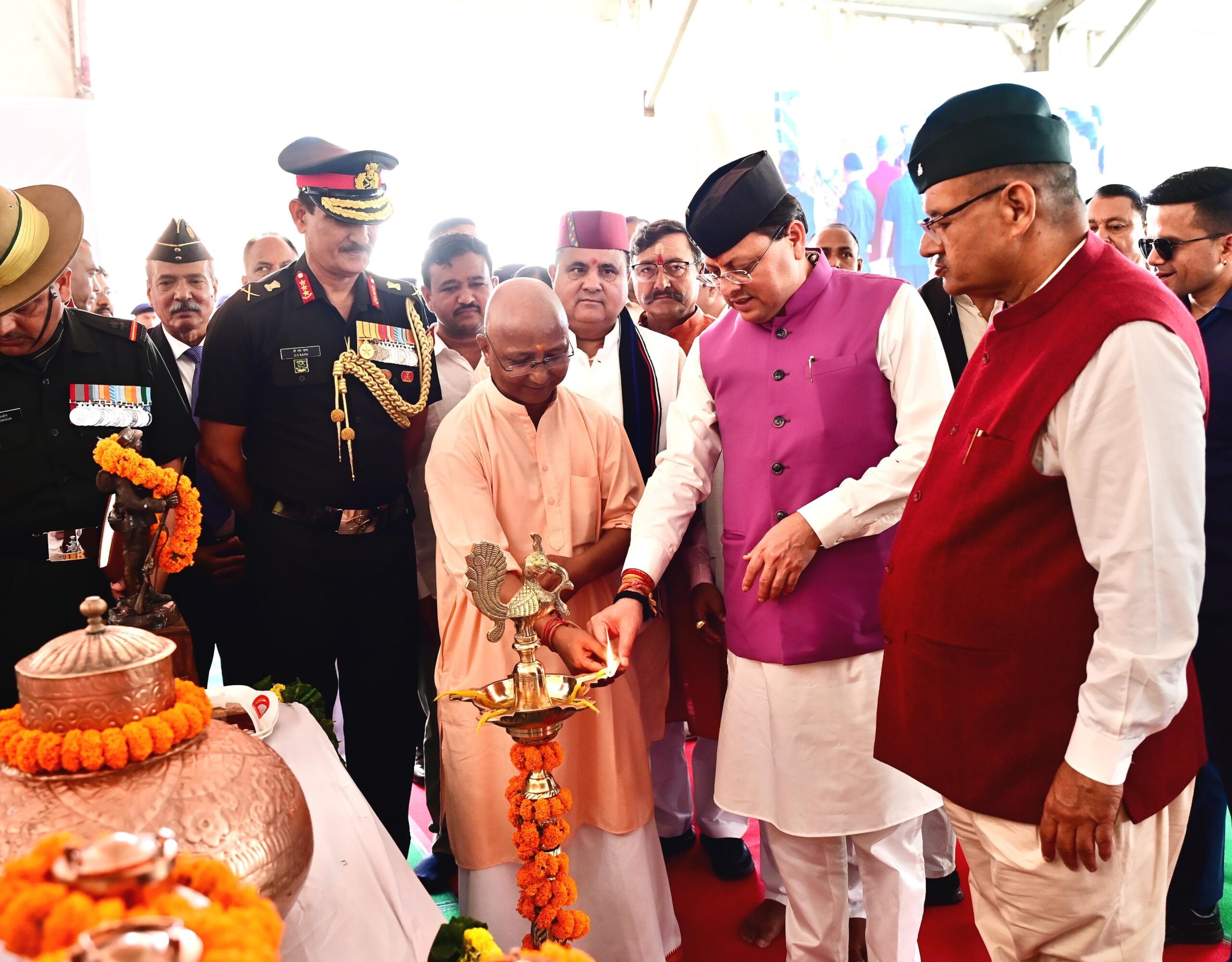 मुख्यमंत्री धामी ने लैंसडाउन में शहीद सम्मान समारोह मे किया प्रतिभाग 5