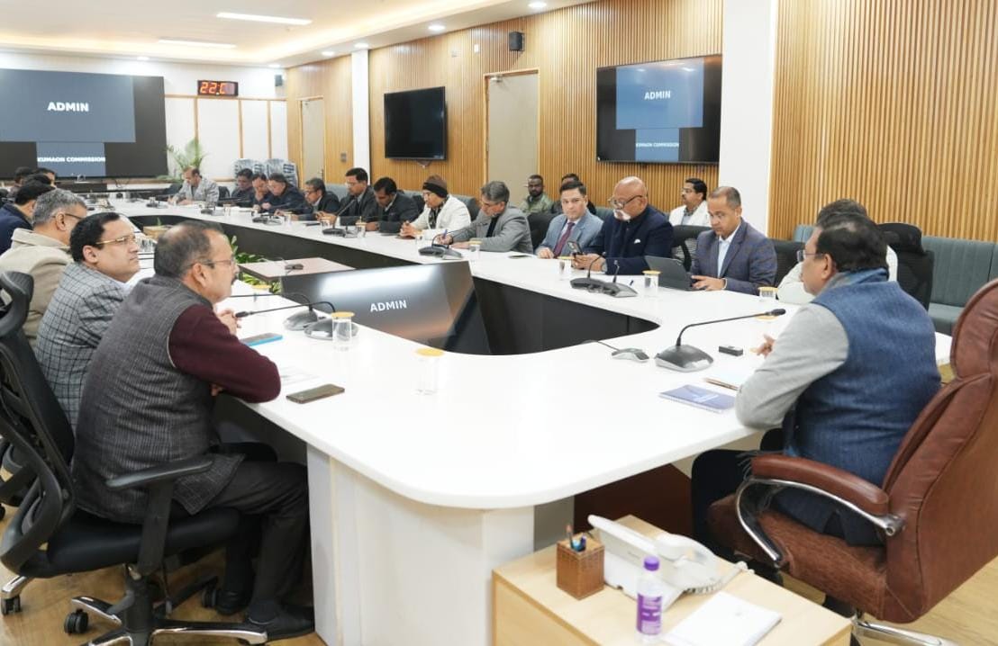 सभी सरकारी प्राथमिक और माध्यमिक विद्यालयों को गर्ल्स टॉयलेट से 8 मार्च, 2026 तक सैचुरेट किया जाए: मुख्य सचिव 2