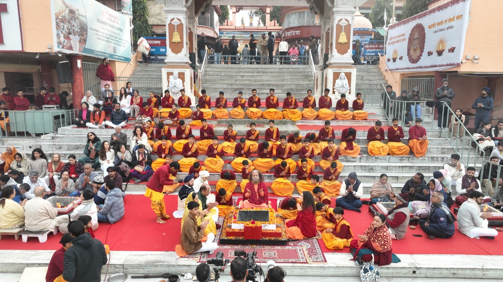 परमार्थ निकेतन में पांच दिवसीय न्यू इयर रिट्रिट 3