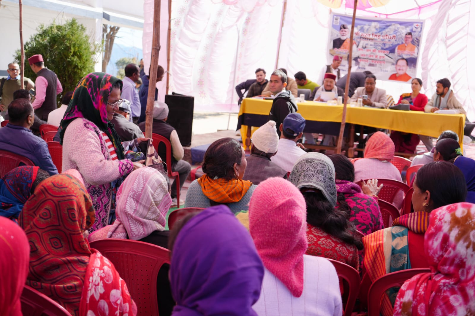 जन-जन की सरकार, जन-जन के द्वार” अभियान के तहत सौंराखाल व तुनेटा में बहुउद्देशीय शिविर हुए आयोजित 8