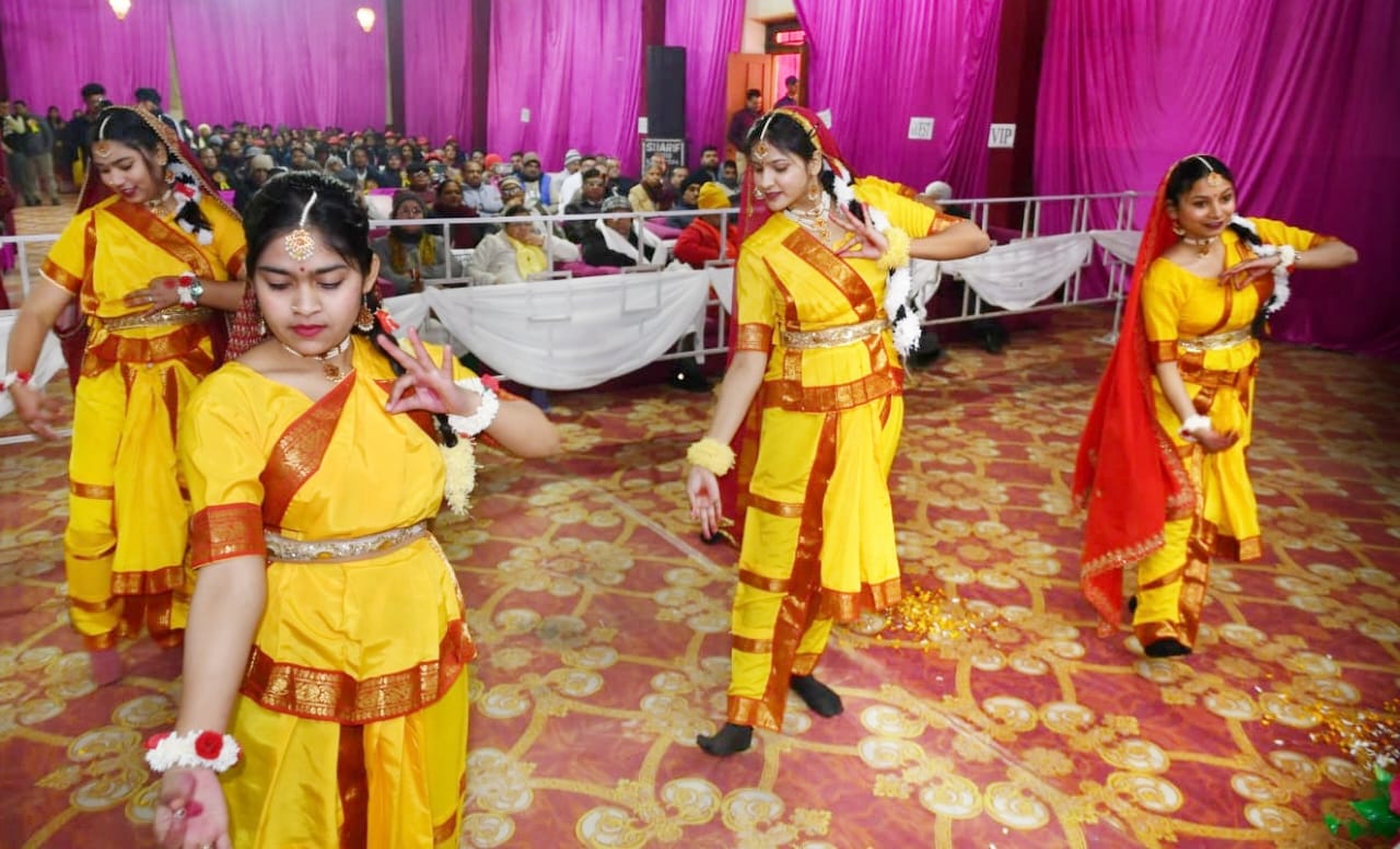 कन्हैया लाल डीएवी महाविद्यालय, रुड़की में आयोजित सम्मान समारोह कार्यक्रम को मुख्यमंत्री ने वर्चुअल माध्यम से संबोधित किया 5