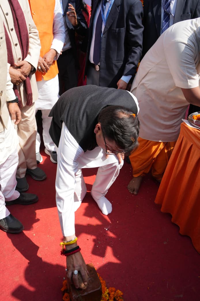 मुख्यमंत्री ने हल्द्वानी में 147 करोड़ 28.56 लाख की 40 विकास योजनाओं का लोकार्पण एवं शिलान्यास किया 3