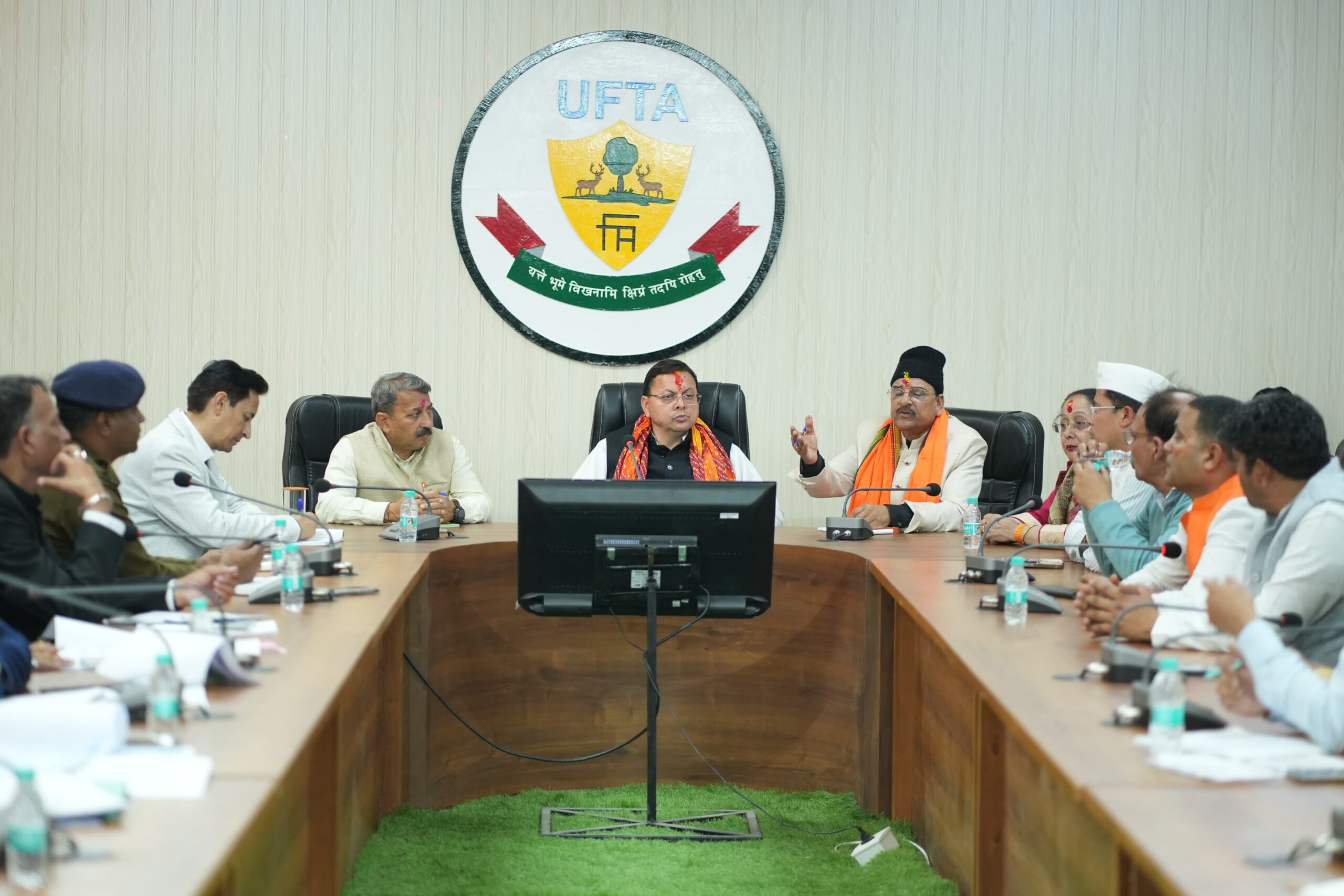 सीएम धामी ने हल्द्वानी में कानून व्यवस्था व विकास कार्यों की उच्चस्तरीय समीक्षा की 2