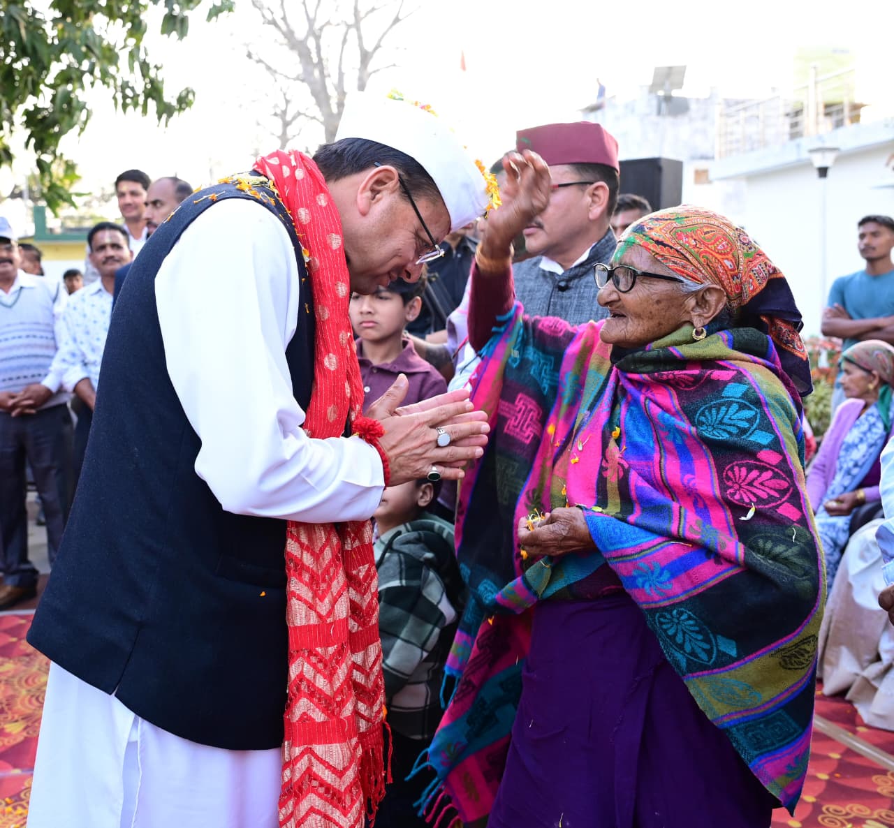 अल्मोड़ा मैग्नेसाइट उद्योग को मिली पुनः संचालन की अनुमति 4