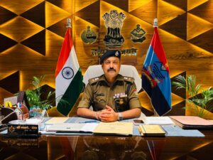 वरिष्ठ पुलिस अधीक्षक के निर्देशन में शराब पीकर वाहन चलाने वाले चालकों के विरुद्ध विशेष अभियान चलाया गया