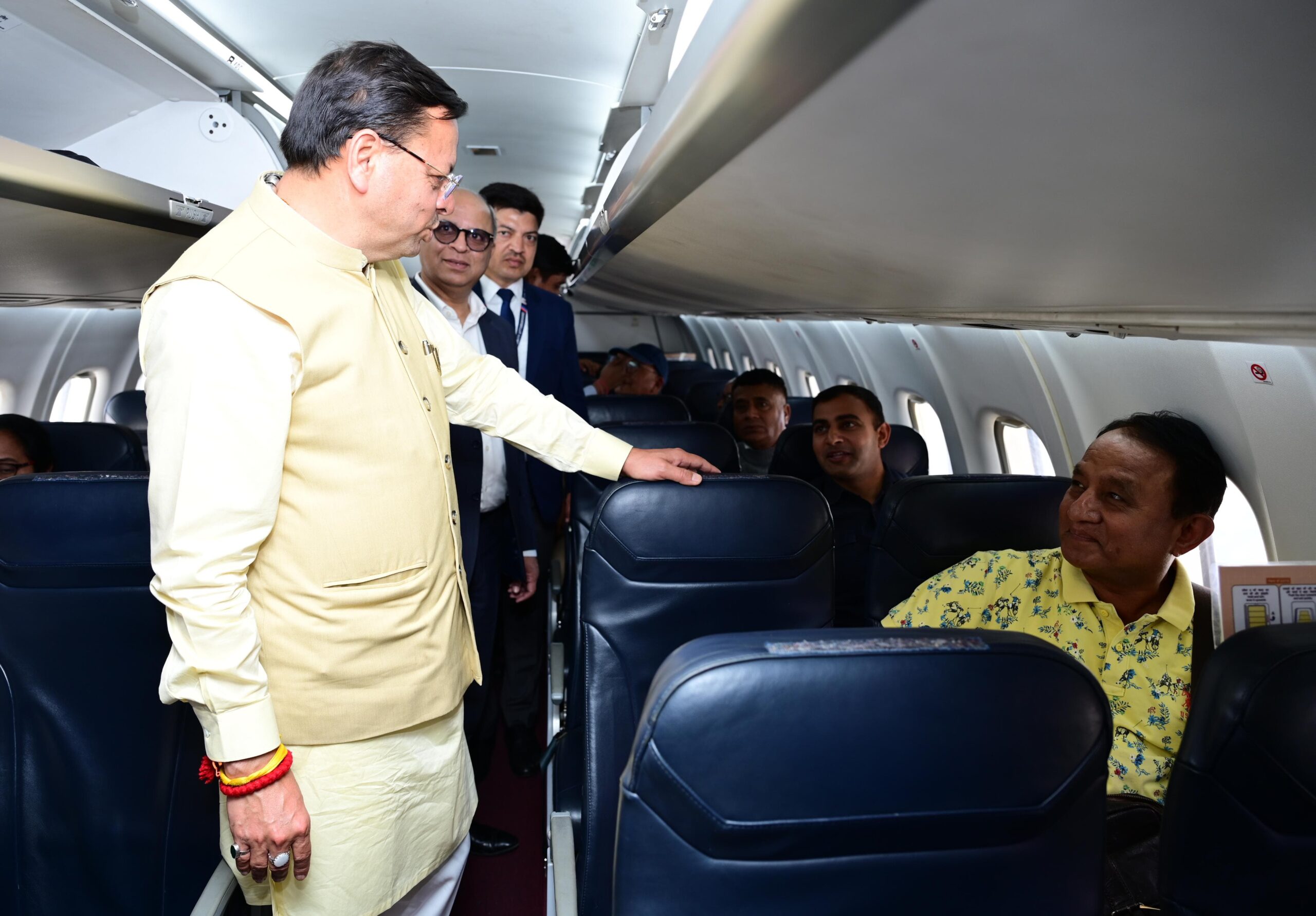 मुख्यमंत्री ने किया देहरादून – पिथौरागढ़ विमान सेवा का शुभारंभ 5