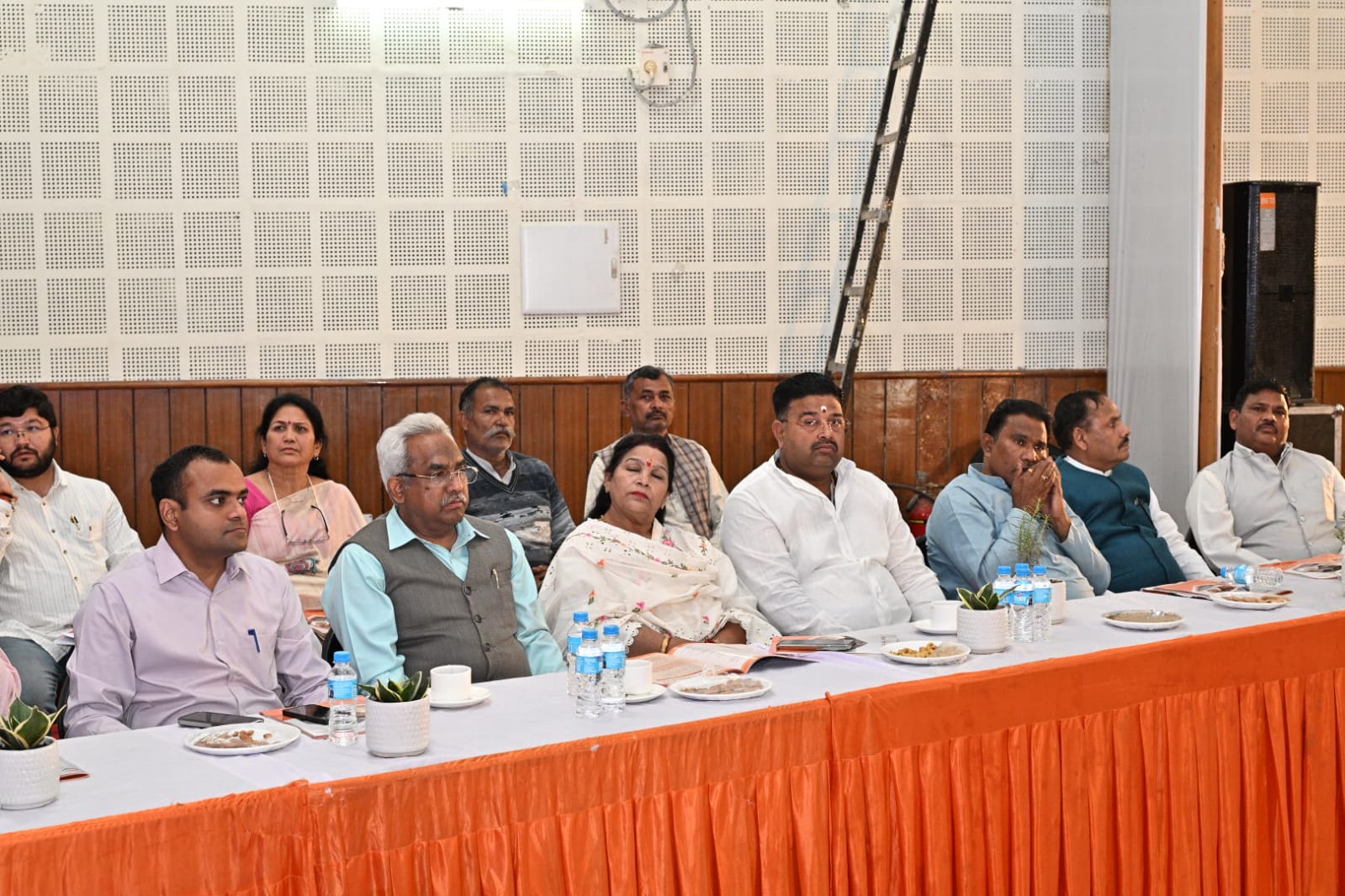 राज्य सरकार के चार वर्ष पूर्ण होने के अवसर पर जनपद में जन – जन की सरकार चार साल बेमिसाल कार्यक्रम भव्यता के साथ किया गया आयोजित 11