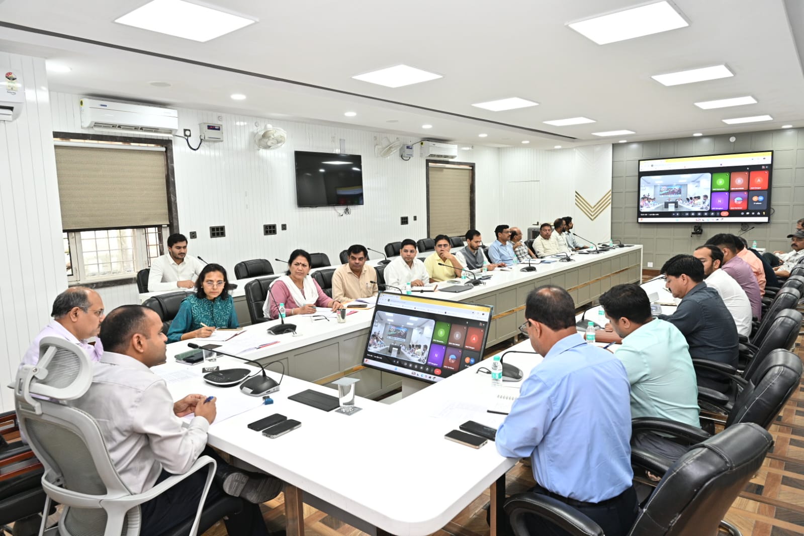 उपभोक्ताओं को एलपीजी गैस की न हो कोई समस्या,बुकिंग करने पर प्राथमिकता से उपभोक्ताओं को गैस उपलब्ध कराई जाए : जिलाधिकारी 5