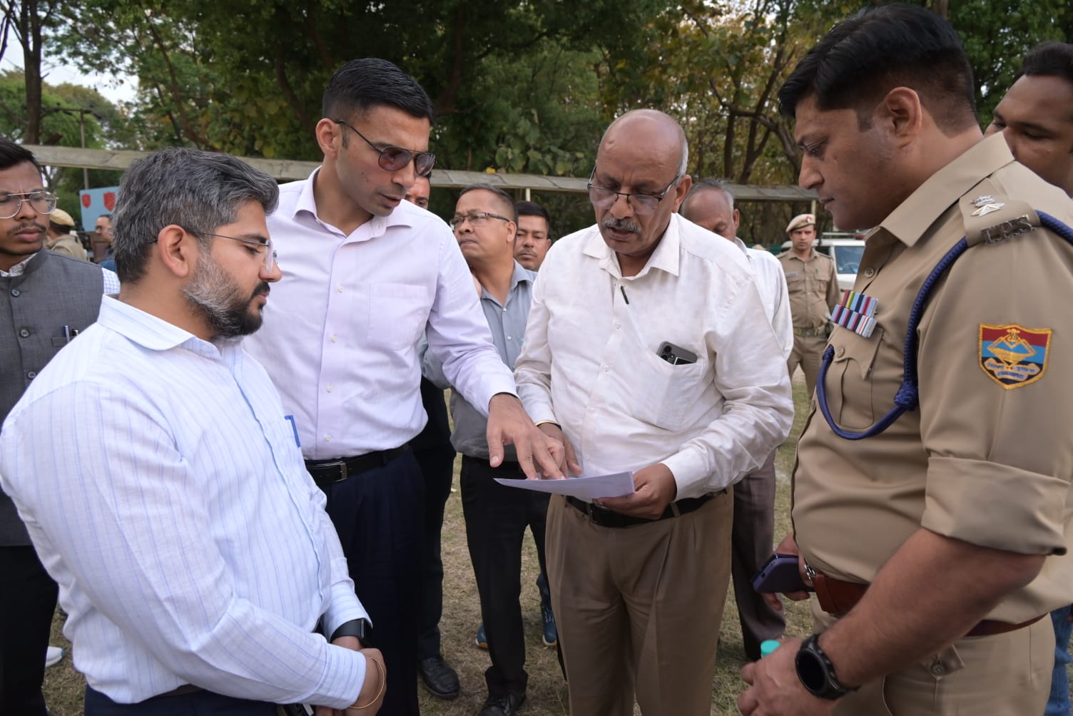 प्रधानमंत्री के आगमन से पहले देहरादून में तैयारियां तेज, डीएम ने किया स्थलीय निरीक्षण 2