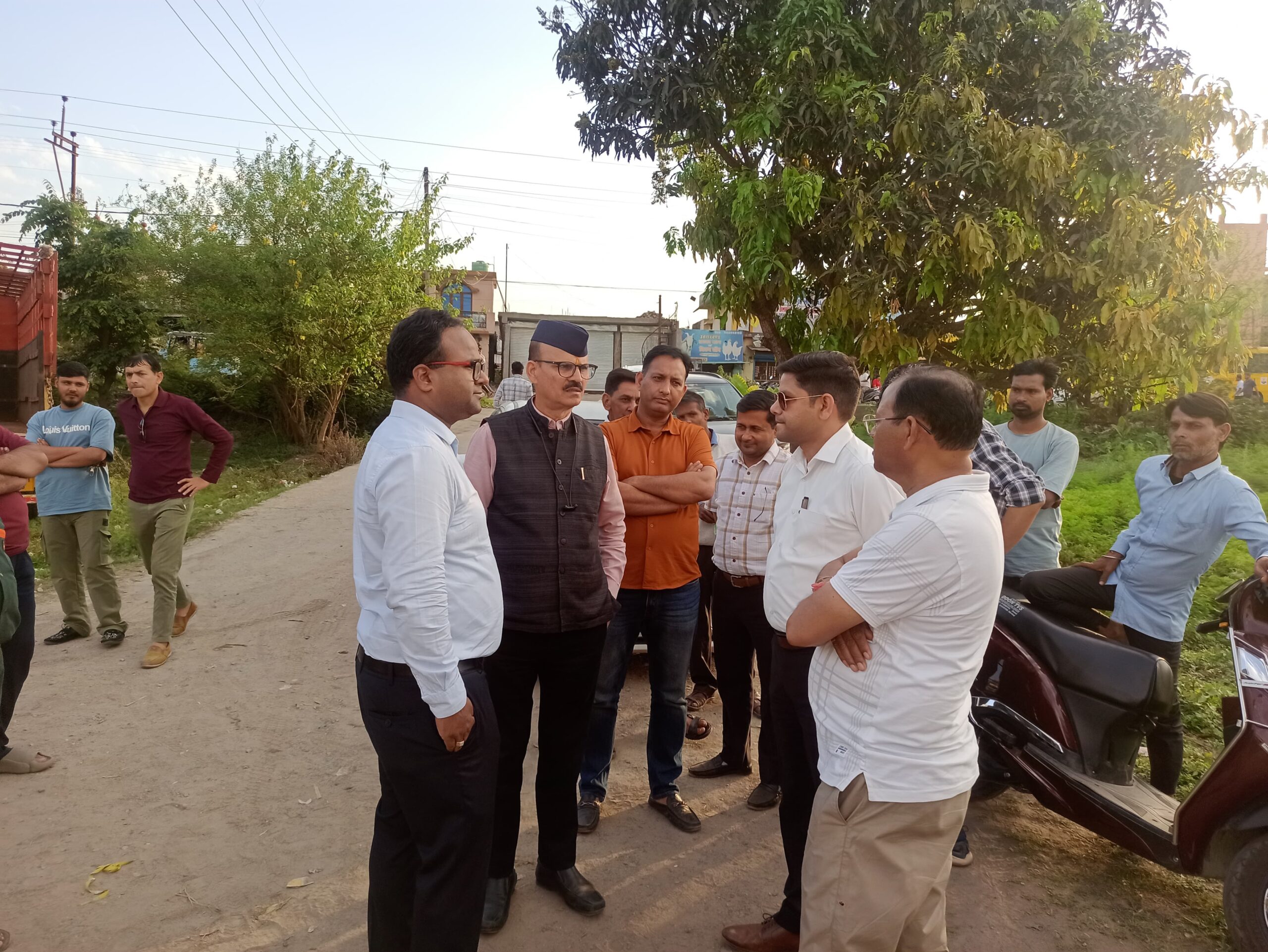 जिला प्रशासन की कार्रवाई जारी; डोईवाला व विकासनगर में व्यावसायिक प्रतिष्ठानों से 09 घरेलू गैस सिलेंडर जब्त 2