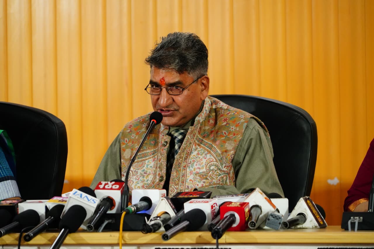 उत्तराखण्ड राज्य में मकान सूचीकरण एवं मकानों की गणना का कार्य घर-घर जाकर सम्पादित किया जायेगा