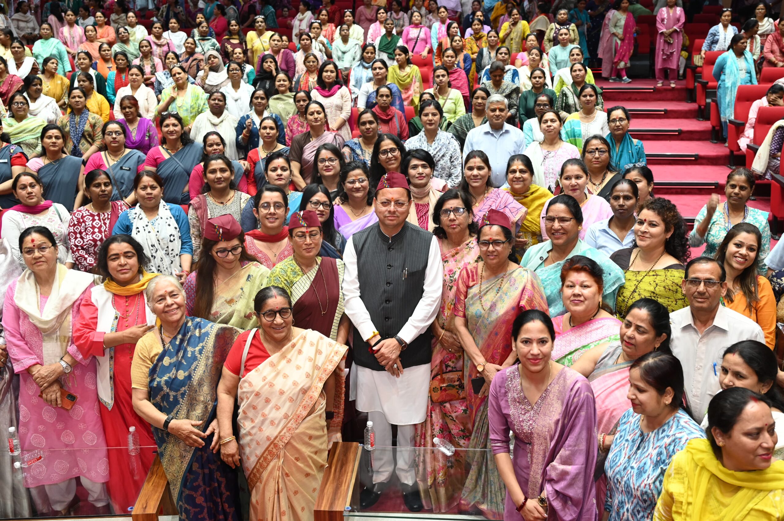 महिलाओं की शक्ति, साहस और समर्पण ही हमारे समाज और देश की प्रगति का आधार है 5