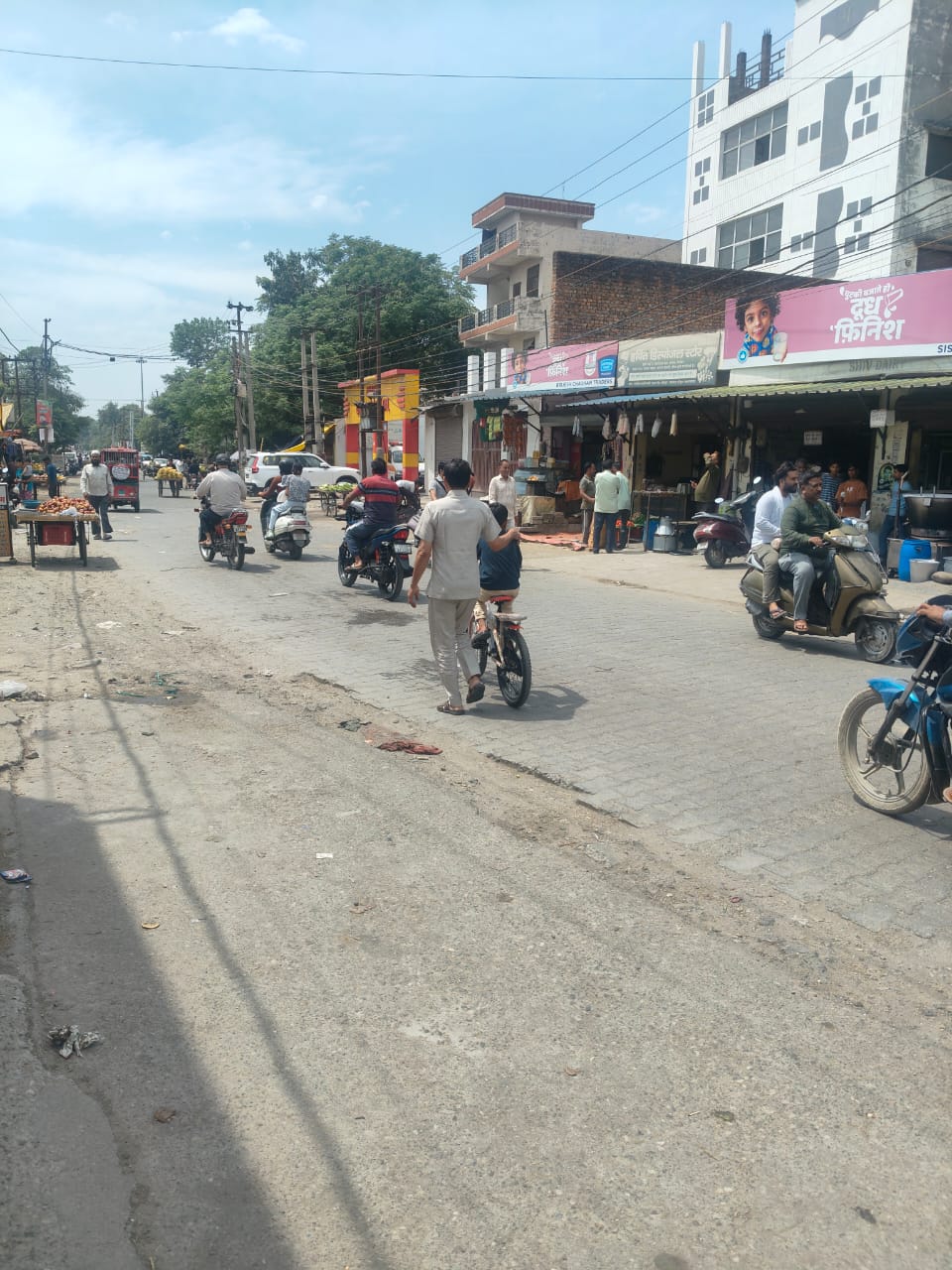 हरिद्वार में अतिक्रमण के खिलाफ बड़ी कार्रवाई, 50 ठेलियां हटाई गईं, 3 जब्त 4