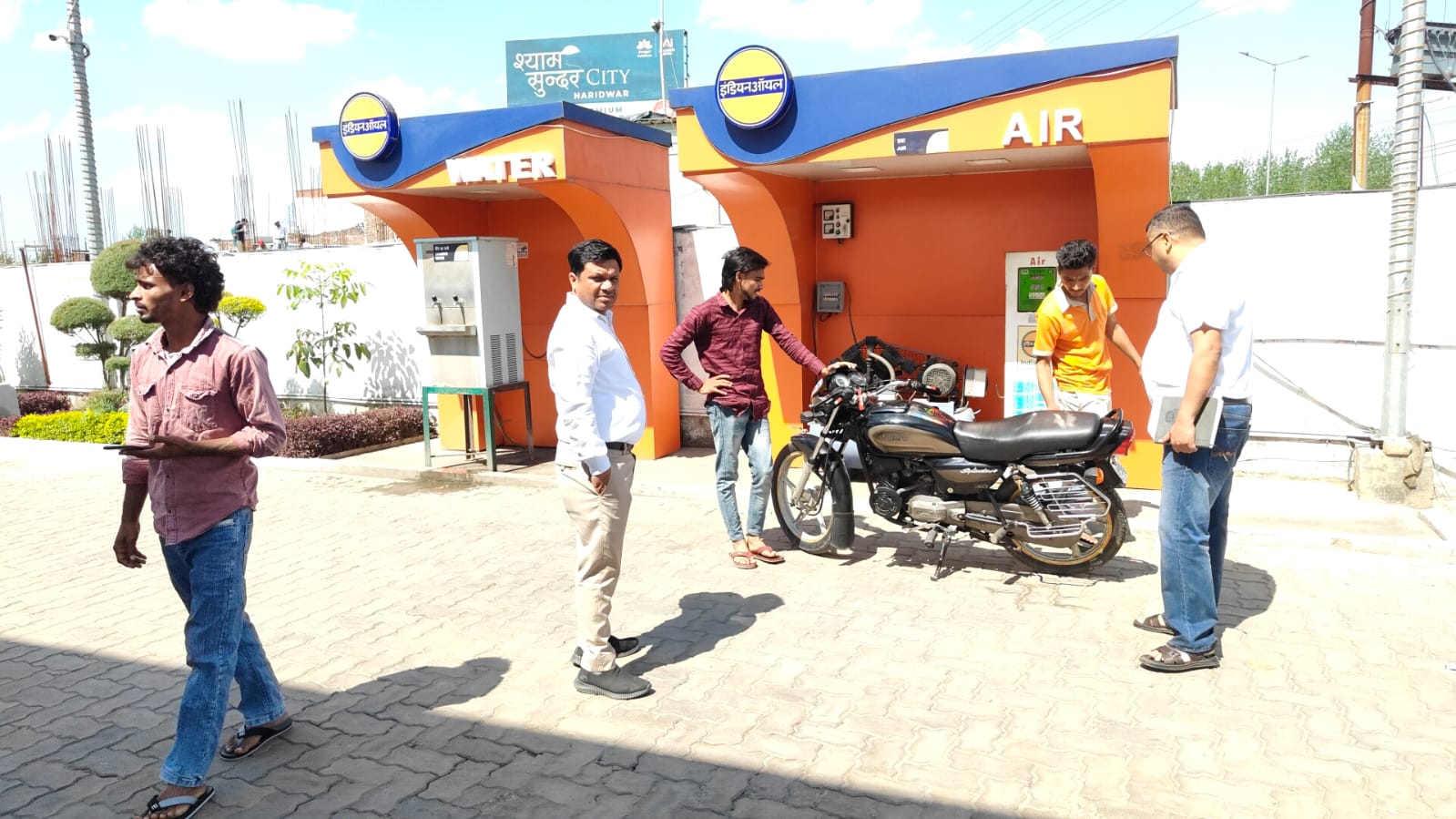 चार धाम यात्रा : जिलाधिकारी ने सभी अधिकारियों को सभी व्यवस्थाएं दूरस्त रखने के दिए निर्देश 4