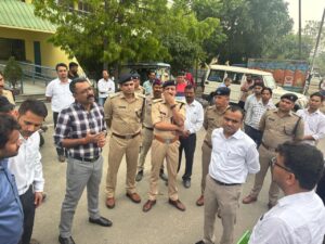 डीएम/एसएसपी हरिद्वार द द्वारा संयुक्त रूप से किया गया नारसन बॉर्डर तक यात्रा व्यवस्था का भौतिक निरीक्षण