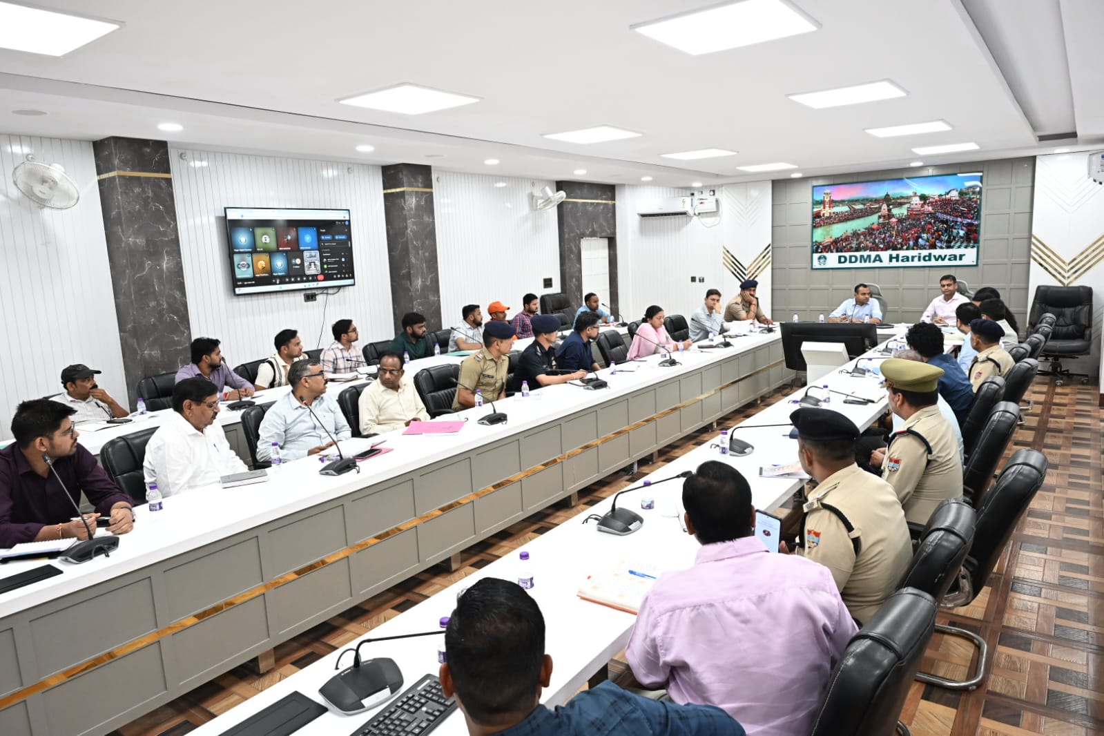 आगामी मानसून से पूर्व तैयारियों एवं आपदा प्रबंधन को सुदृढ़ करने के लिए जिला प्रशासन अलर्ट 3
