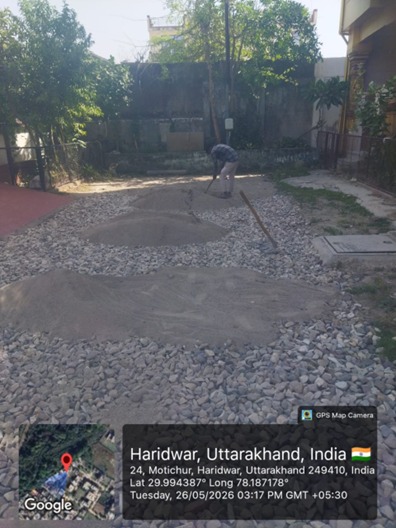 चारधाम यात्रा के दृष्टिगत सिवरेज के लिए खोदी गई सड़कों को त्वरित गति से ठीक करने के लिए दिन- रात किया जा रहा है निमार्ण कार्य 6