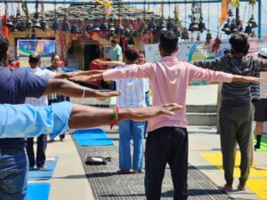 कार्तिक स्वामी मंदिर प्रांगण में “हरित योग कार्यक्रम” का सफल आयोजन