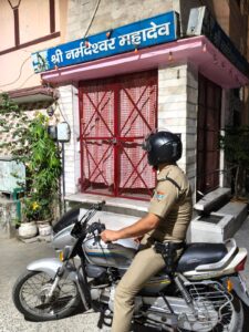 धार्मिक स्थलों की सुरक्षा हेतु SSP हरिद्वार नवनीत सिंह के निर्देश पर चला रातभर अभियान