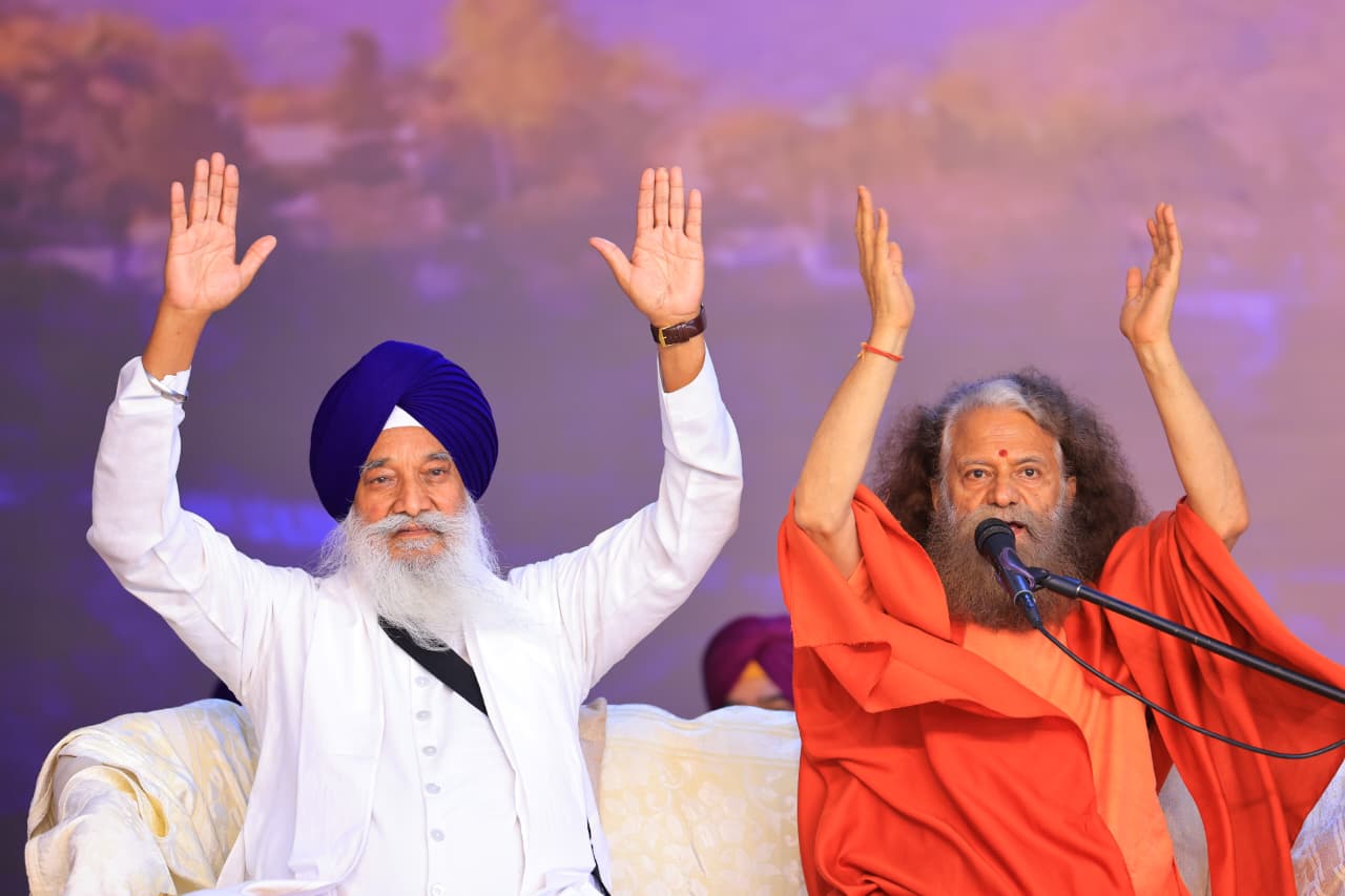 परमार्थ निकेतन पधारे पूर्व जत्थेदार अकाल तख्त साहब सरदार श्री ज्ञानी गुरूबचन सिंह जी महाराज 2