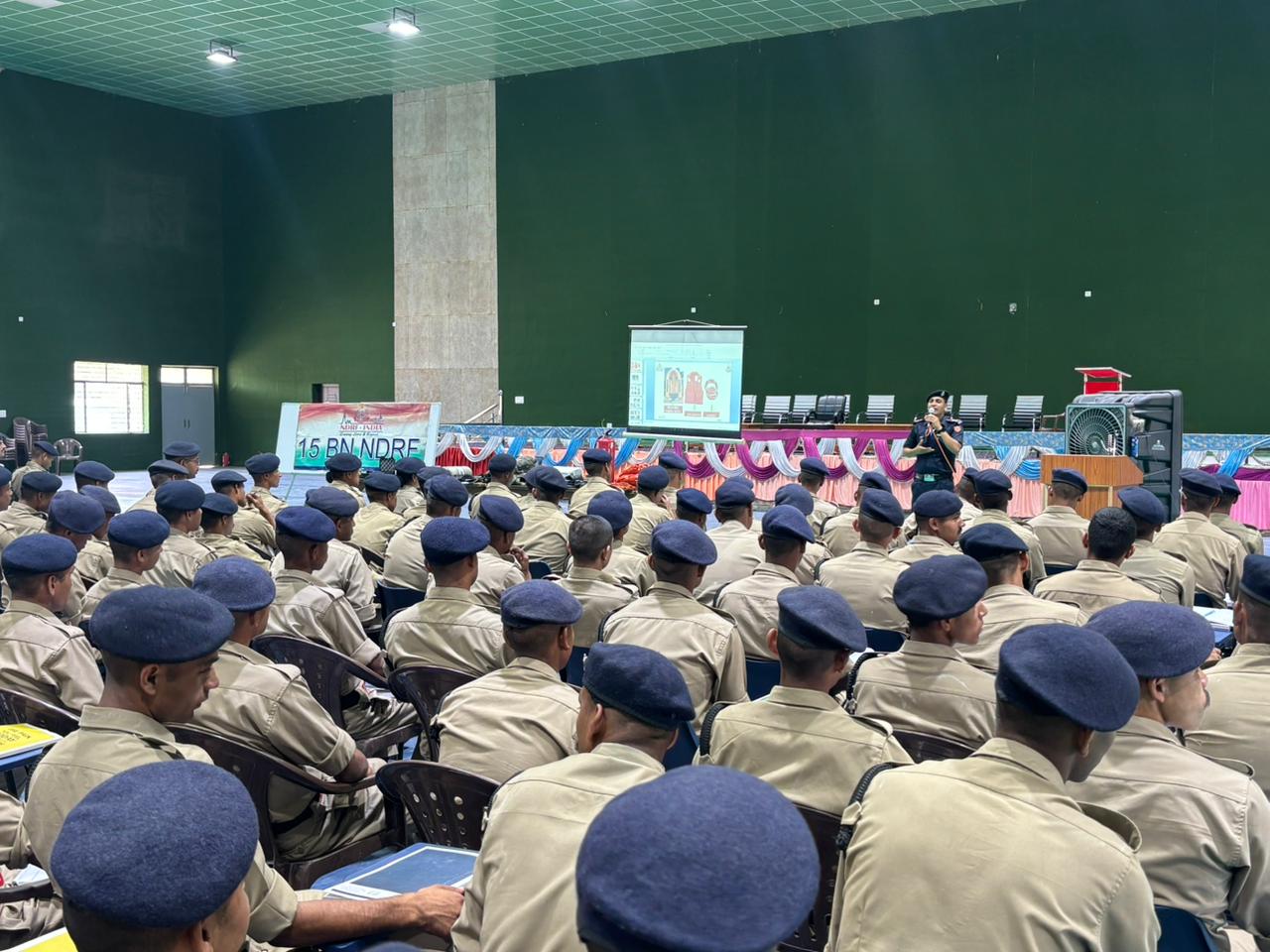 प्रशिक्षणाधिन रिक्रुट कांस्टेबल्स ने सीखे आपदा राहत व रेस्क्यू के गुर 5