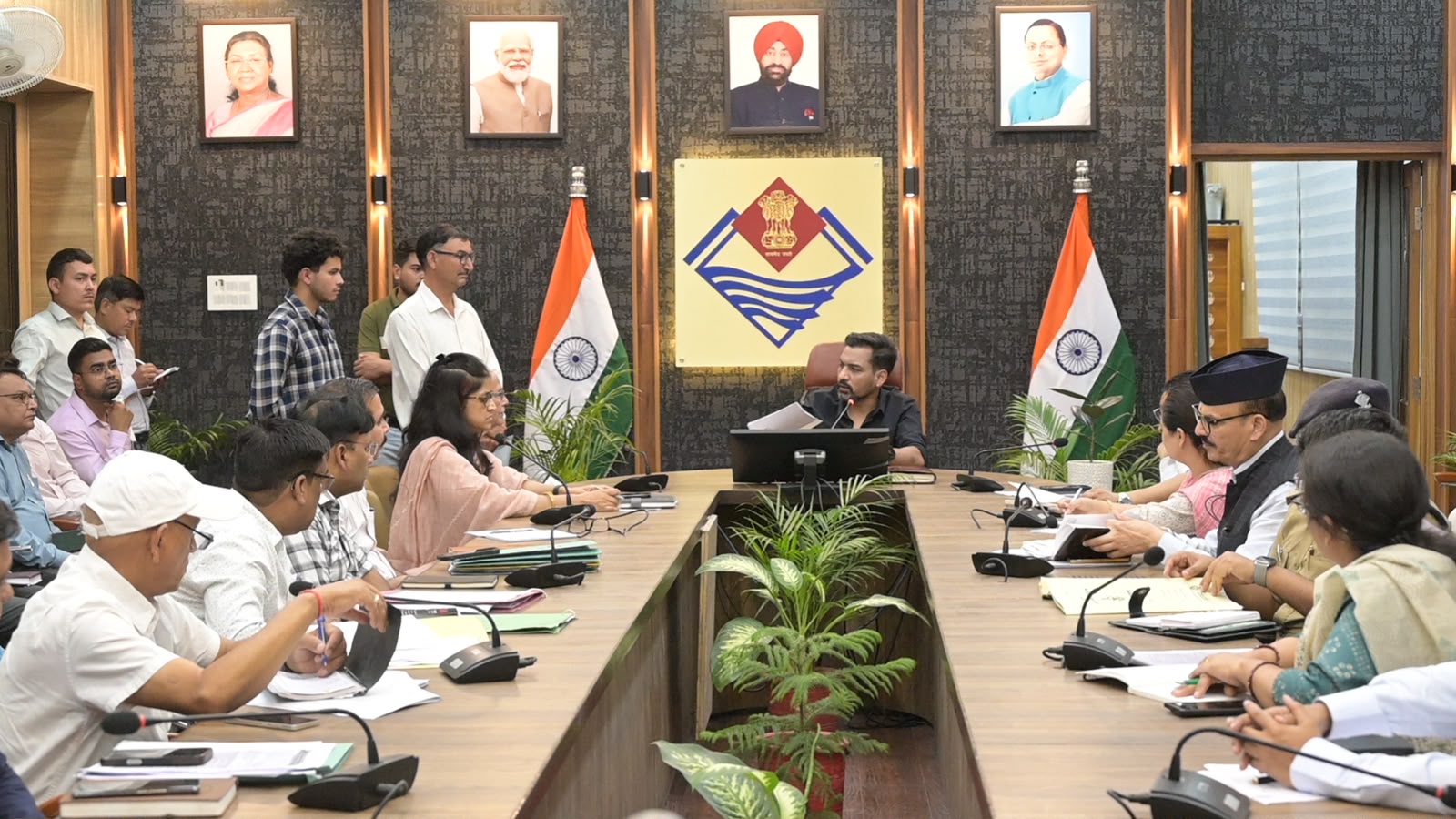 हर सोमवार होगा ‘समाधान दिवस’, जनता की हर शिकायत की होगी ऑनलाइन ट्रैकिंग:डीएम 3