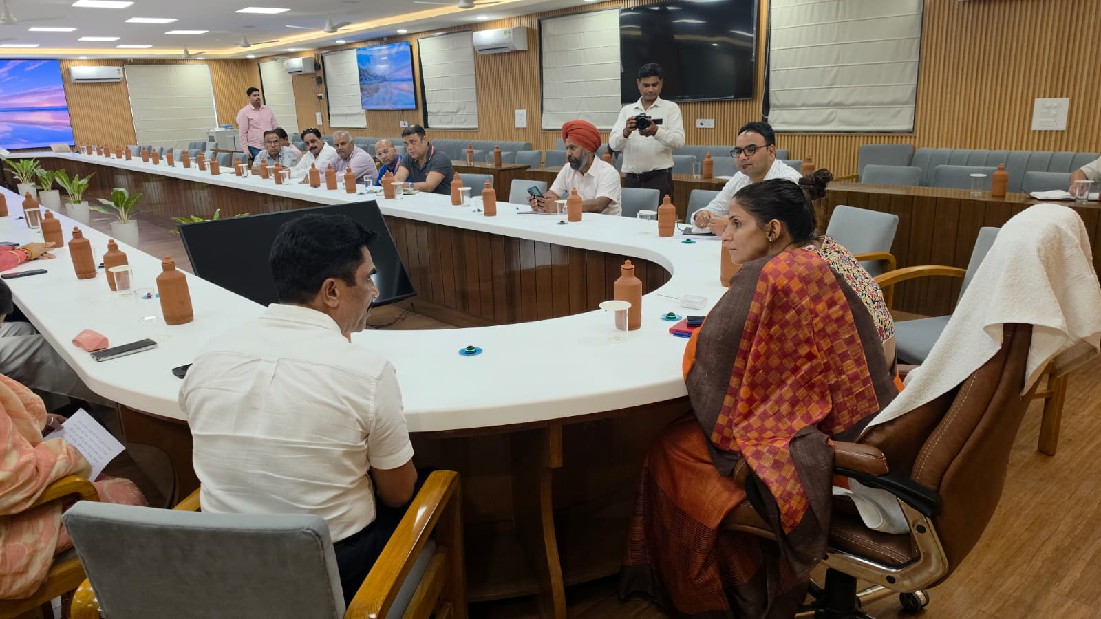 कुंभ मेला 2027 की तैयारियों को लेकर परामर्शदात्री समिति की बैठक संपन्न 3