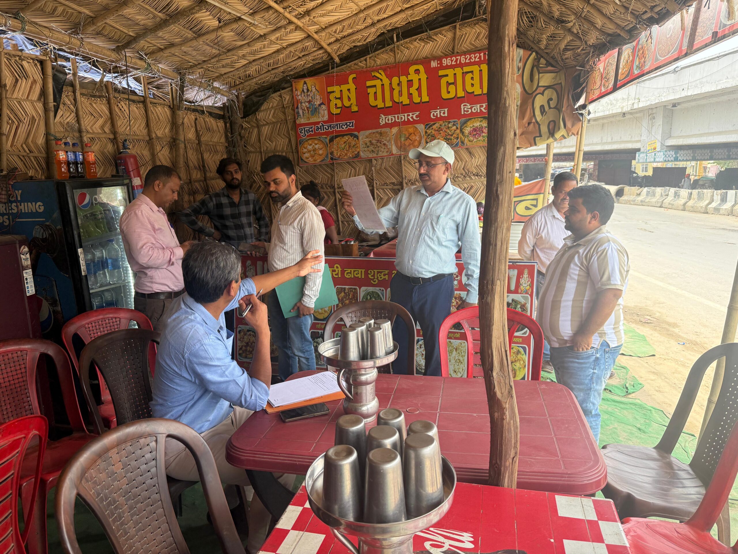चारधाम यात्रा मार्ग पर खाद्य प्रतिष्ठानों का सघन निरीक्षण, 15 प्रतिष्ठानों की जांच 3