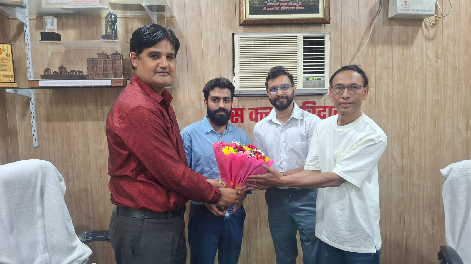 प्रैस क्लब में किया निःशुल्क चिकित्सा शिविर का आयोजन 5