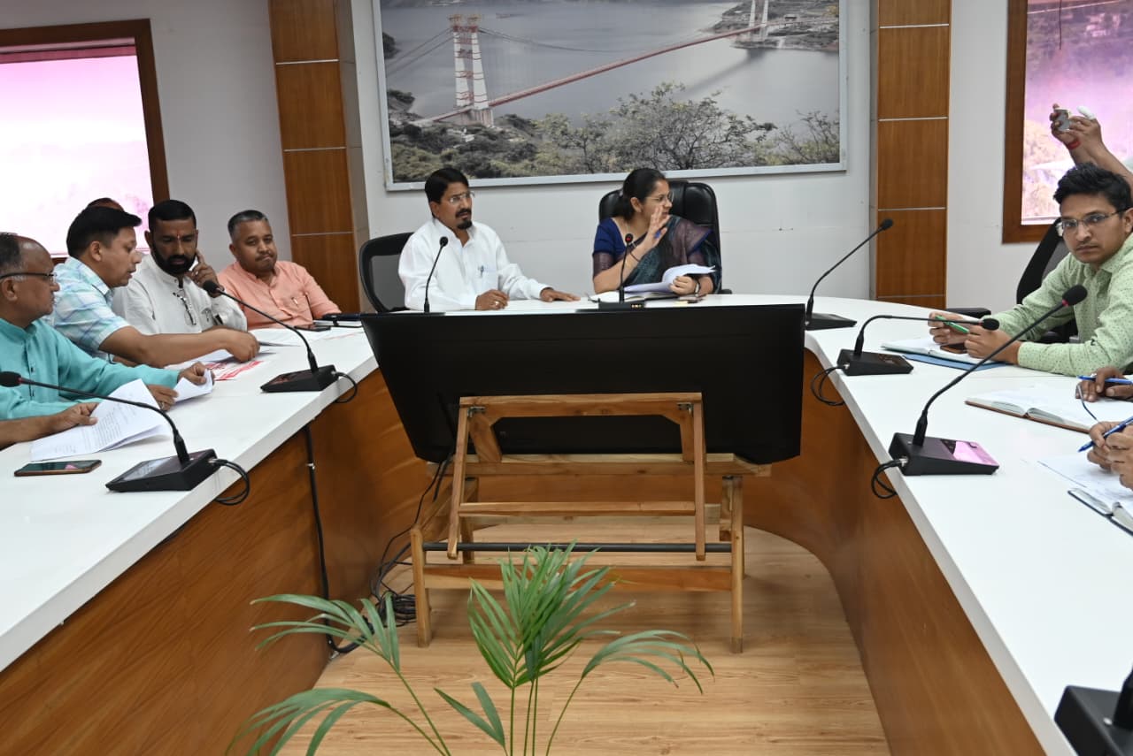 उत्तराखण्ड ओबीसी आयोग के उपाध्यक्ष खेम सिंह चौहान ने क्षेत्रीय समस्याओं की समीक्षा की