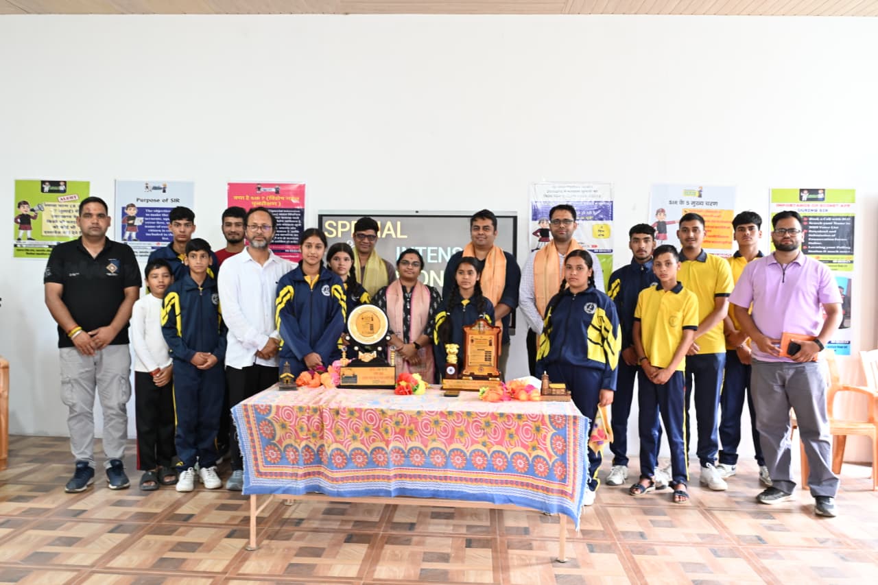भारत निर्वाचन आयोग के वरिष्ठ अधिकारियों के दल ने किया रुद्रप्रयाग भ्रमण, विशेष गहन पुनरीक्षण एवं निर्वाचन साक्षरता गतिविधियों का लिया जायजा 2