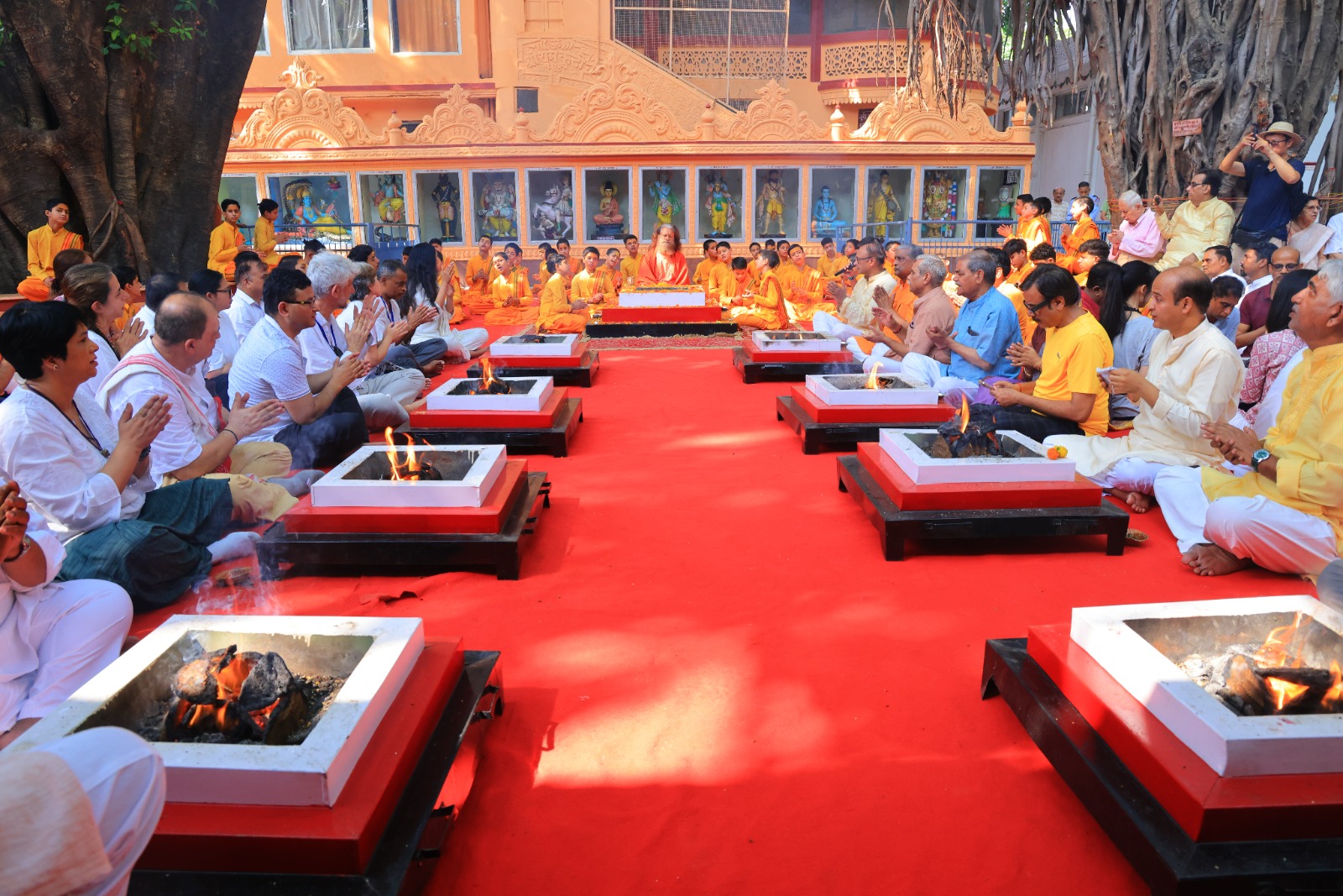 ’परमार्थ निकेतन में 12वें अन्तर्राष्ट्रीय योग दिवस की तैयारियाँ प्रारम्भ 3