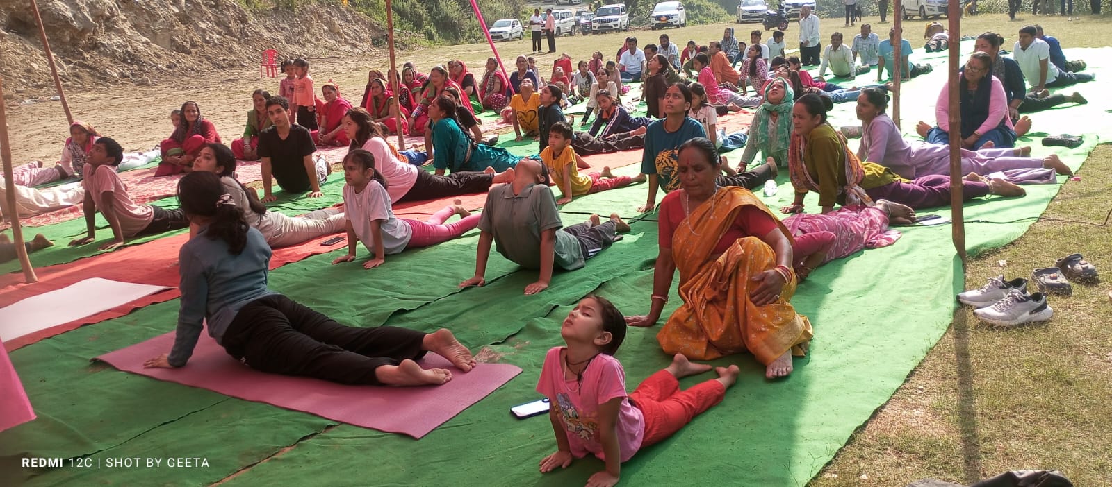 अंतर्राष्ट्रीय योग दिवस पर ऊखीमठ में योग शिविर आयोजित, स्थानीय युवाओं के लिए योग आधारित रोजगार के अवसरों पर जोर 2