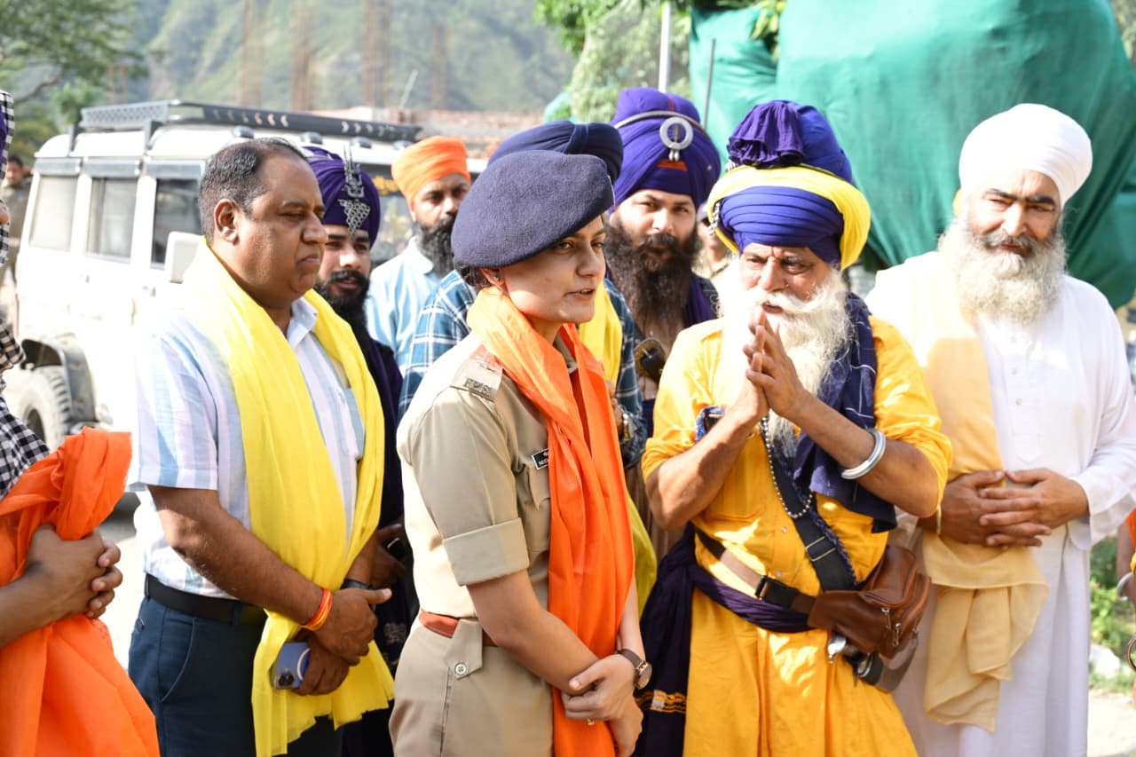 नगरासू गुरुद्वारा प्रकरण में प्रशासन, पुलिस एवं सिख समुदाय के प्रबुद्ध जनों के समन्वित प्रयासों से शांतिपूर्ण समाधान 3