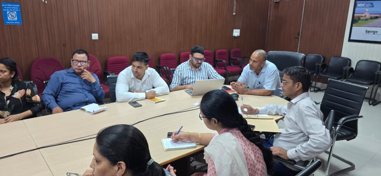 जिले में ई-ऑफिस प्रणाली को प्रभावी बनाने हेतु प्रशिक्षण कार्यक्रम आयोजित, अधिकारियों एवं कर्मचारियों को दिया गया व्यवहारिक प्रशिक्षण 2