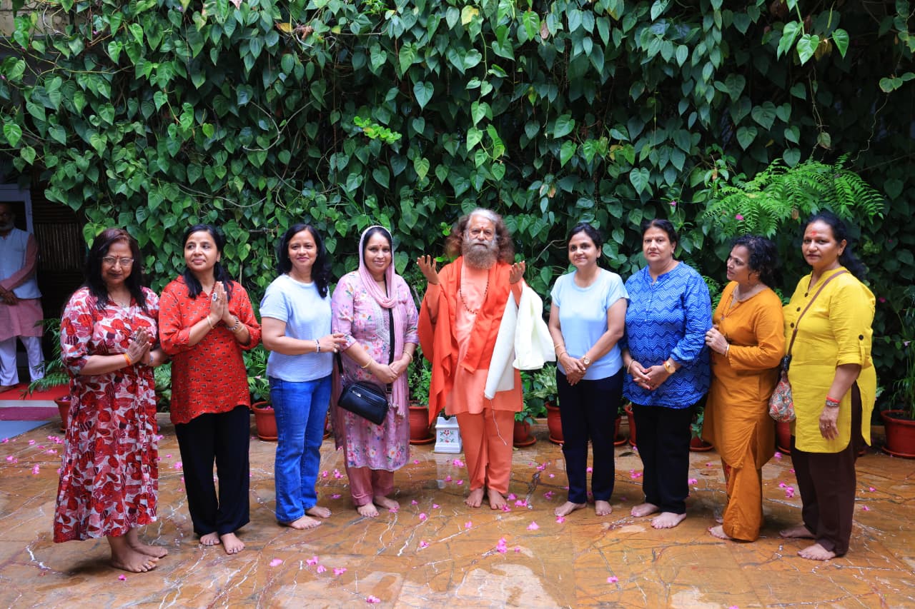 विश्व प्लास्टिक बैग मुक्त दिवस पर पूज्य स्वामी चिदानन्द सरस्वती जी महाराज का वैश्विक आह्वान कपड़े के थैले का करे उपयोग 3