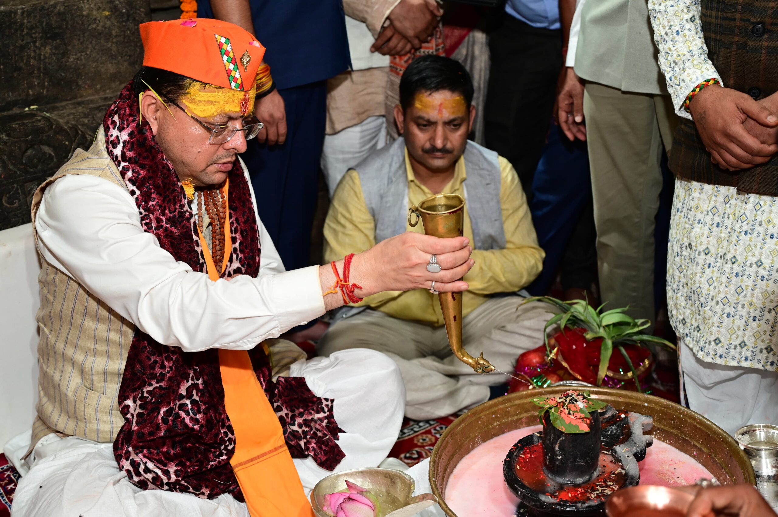 श्रावणी मेले का हुआ शुभारंभ: मुख्यमंत्री ने जागेश्वर धाम में की पूजा-अर्चना 2