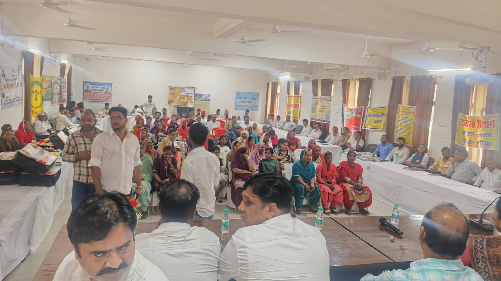 विकासखंड मुख्यालय खानपुर में ‘जन-जन की सरकार, जन-जन के द्वार’ सेवा पखवाड़ा शिविर का आयोजन 5