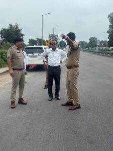 DM और SSP हरिद्वार ने किया नहर पटरी का निरीक्षण