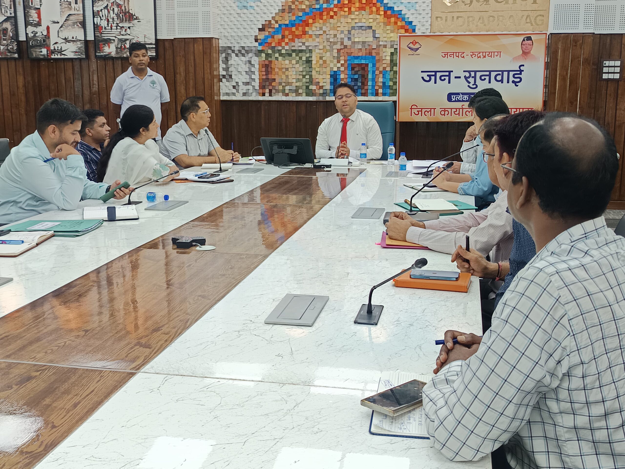 हरेला अभियान के तहत रुद्रप्रयाग में शुरू हुआ ‘एक पुस्तक दान करें, ज्ञान का वृक्ष लगाएं’ अभियान 2