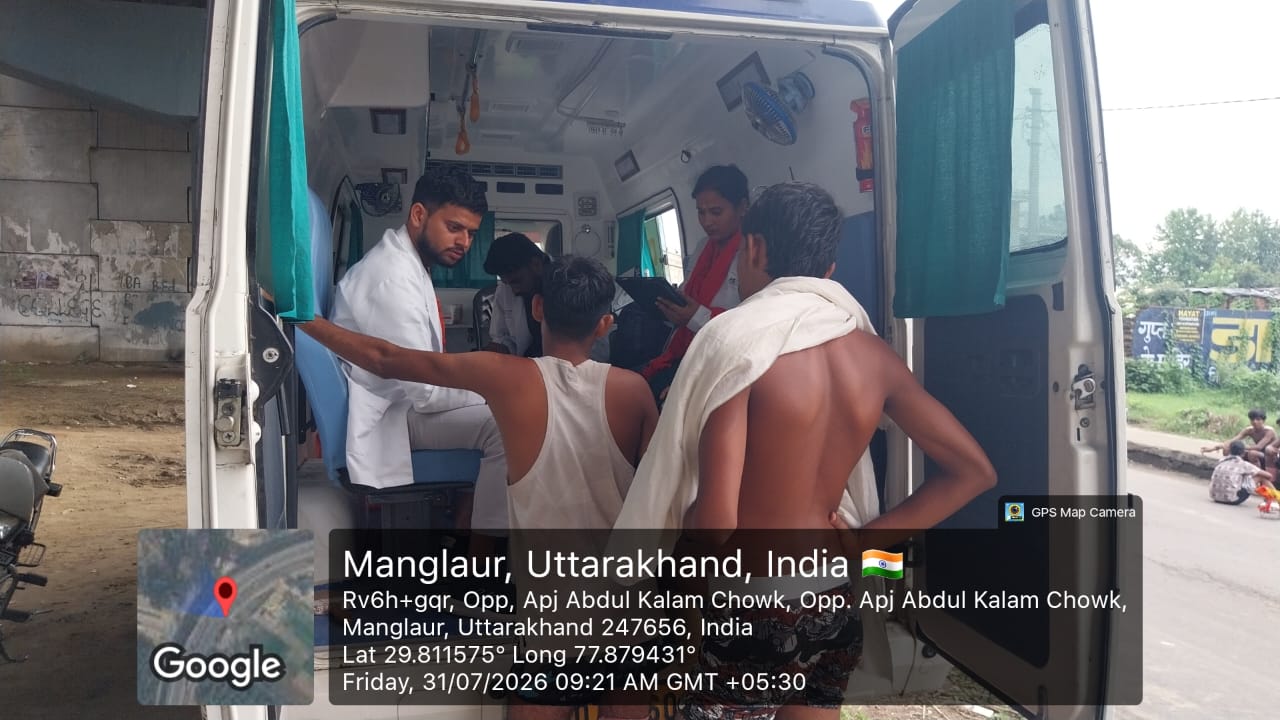 कांवड़ यात्रा पर आने वाले शिवभक्तों का स्वास्थ्य खराब होने की दशा में तत्काल निशुल्क किया जा रहा है उपचार 6