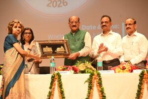 डॉक्टर्स डे के अवसर पर प्रदेश के 37 प्रतिष्ठित डॉक्टरों को किया गया सम्मानित