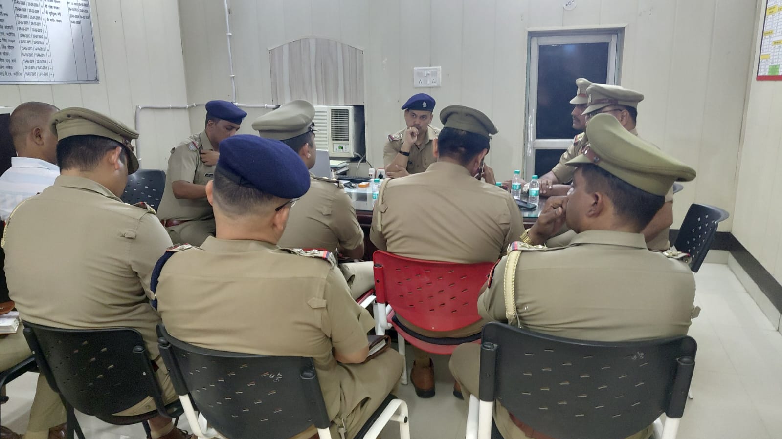 पड़ोसी राज्य के बॉर्डर के थाना प्रभारियों संग बार्डर मिटिंग आयोजित 2