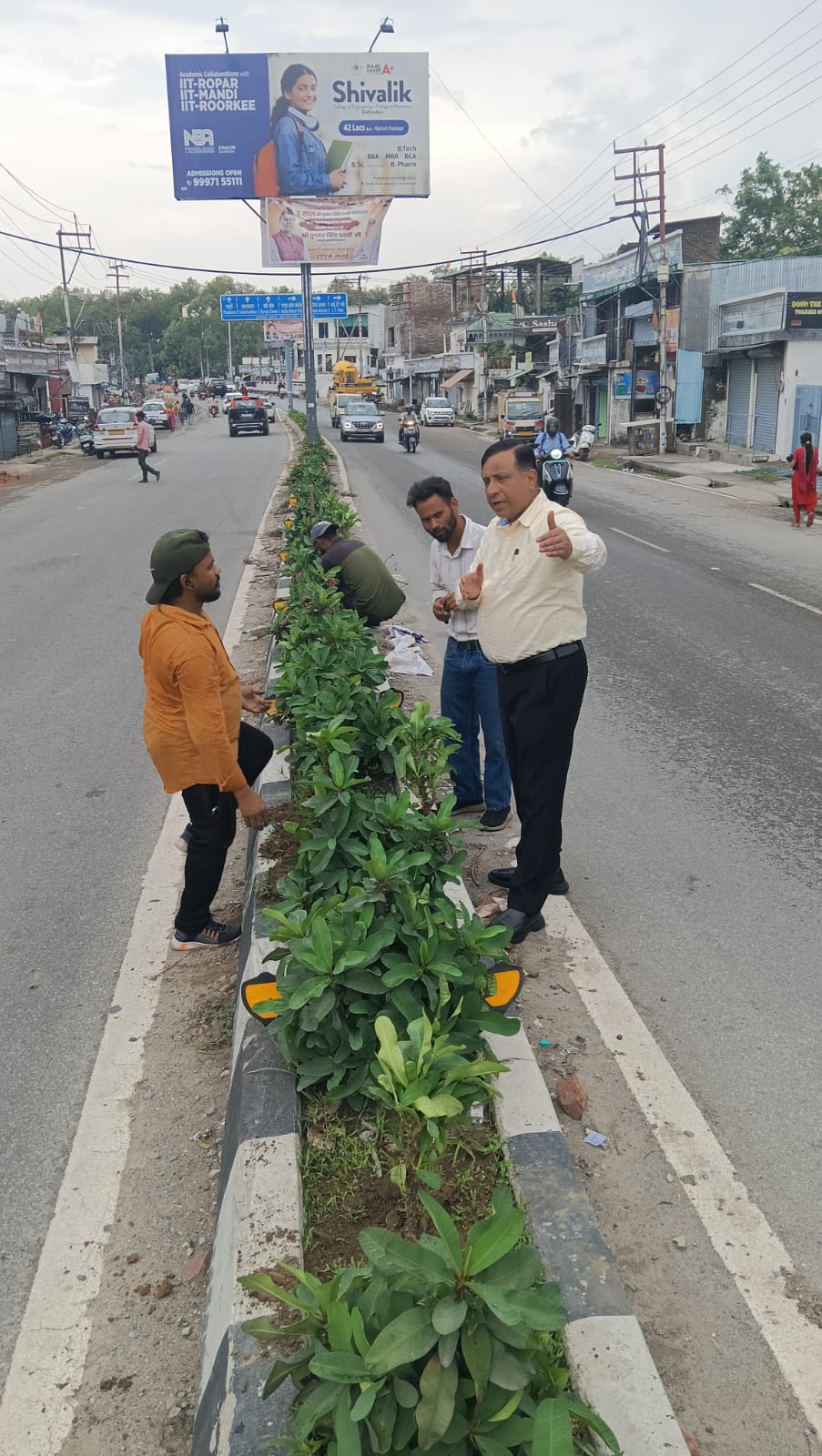 सीएम पुष्कर सिंह धामी के विजन को मिली रफ्तार, बंशीधर तिवारी के नेतृत्व में हरा-भरा हो रहा दून 5