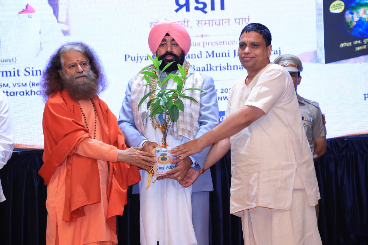उत्तराखण्ड के माननीय राज्यपाल लेफ्टिनेंट जनरल (सेवानिवृत्त) गुरमीत सिंह जी ने रचा इतिहास 6