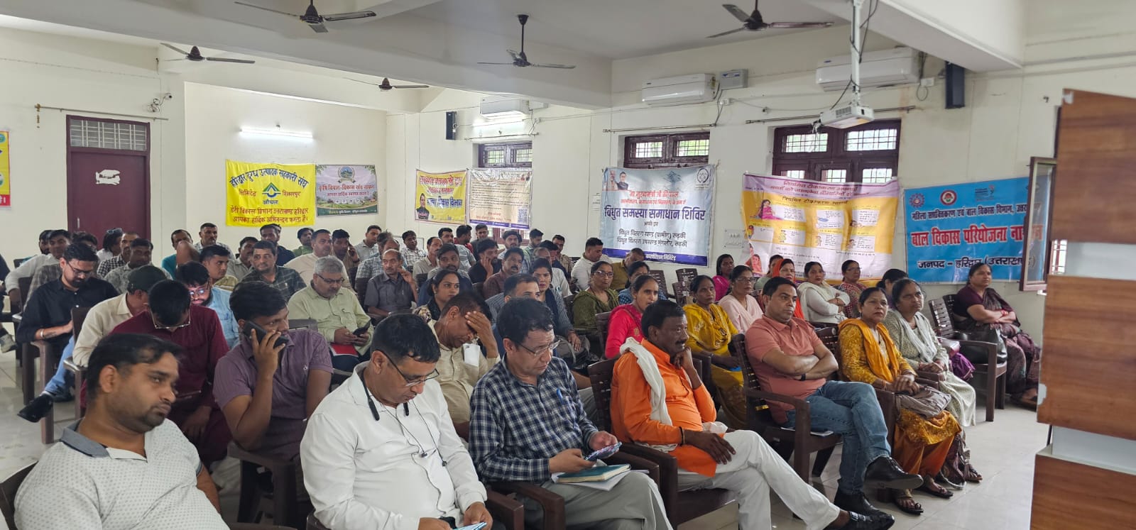 विकासखंड मुख्यालय नारसन में ‘जन-जन की सरकार, जन-जन के द्वार’ सेवा पखवाड़ा शिविर का किया गया आयोजन 5