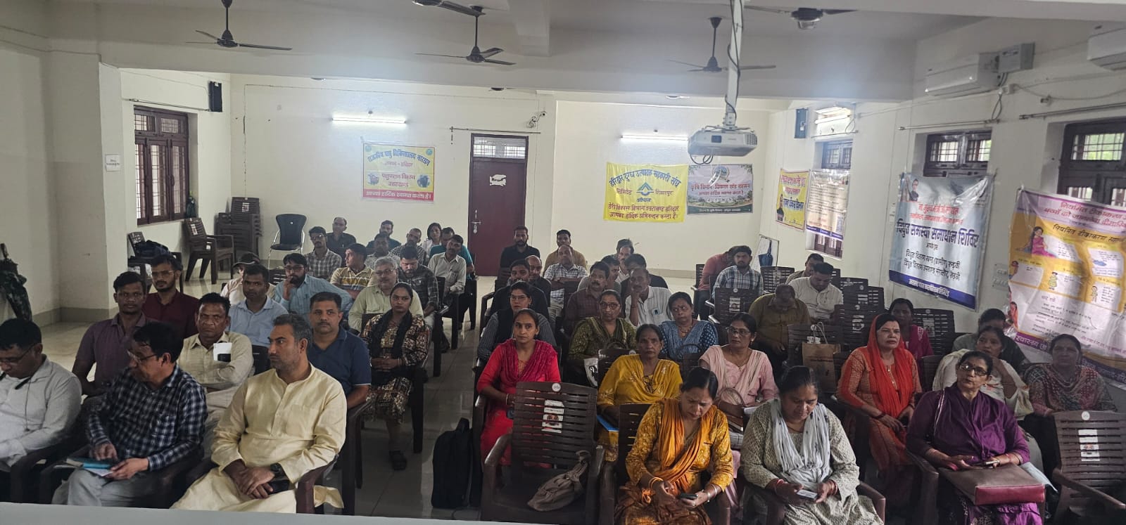 विकासखंड मुख्यालय नारसन में ‘जन-जन की सरकार, जन-जन के द्वार’ सेवा पखवाड़ा शिविर का किया गया आयोजन 2