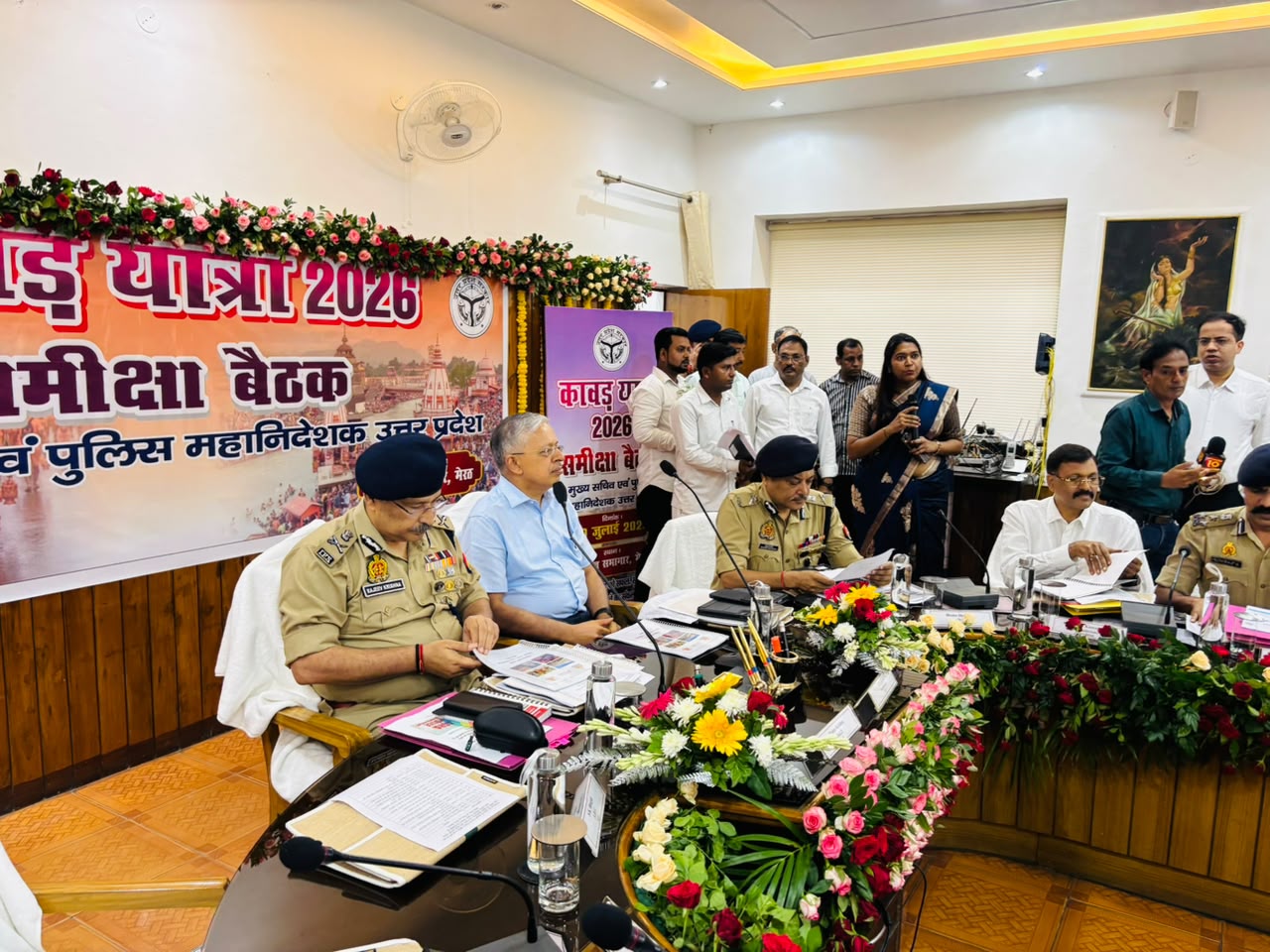 कांवड़ मेले के दृष्टिगत आयुक्त कार्यालय मेरठ में उच्चस्तरीय समन्वय बैठक में आयोजित 2