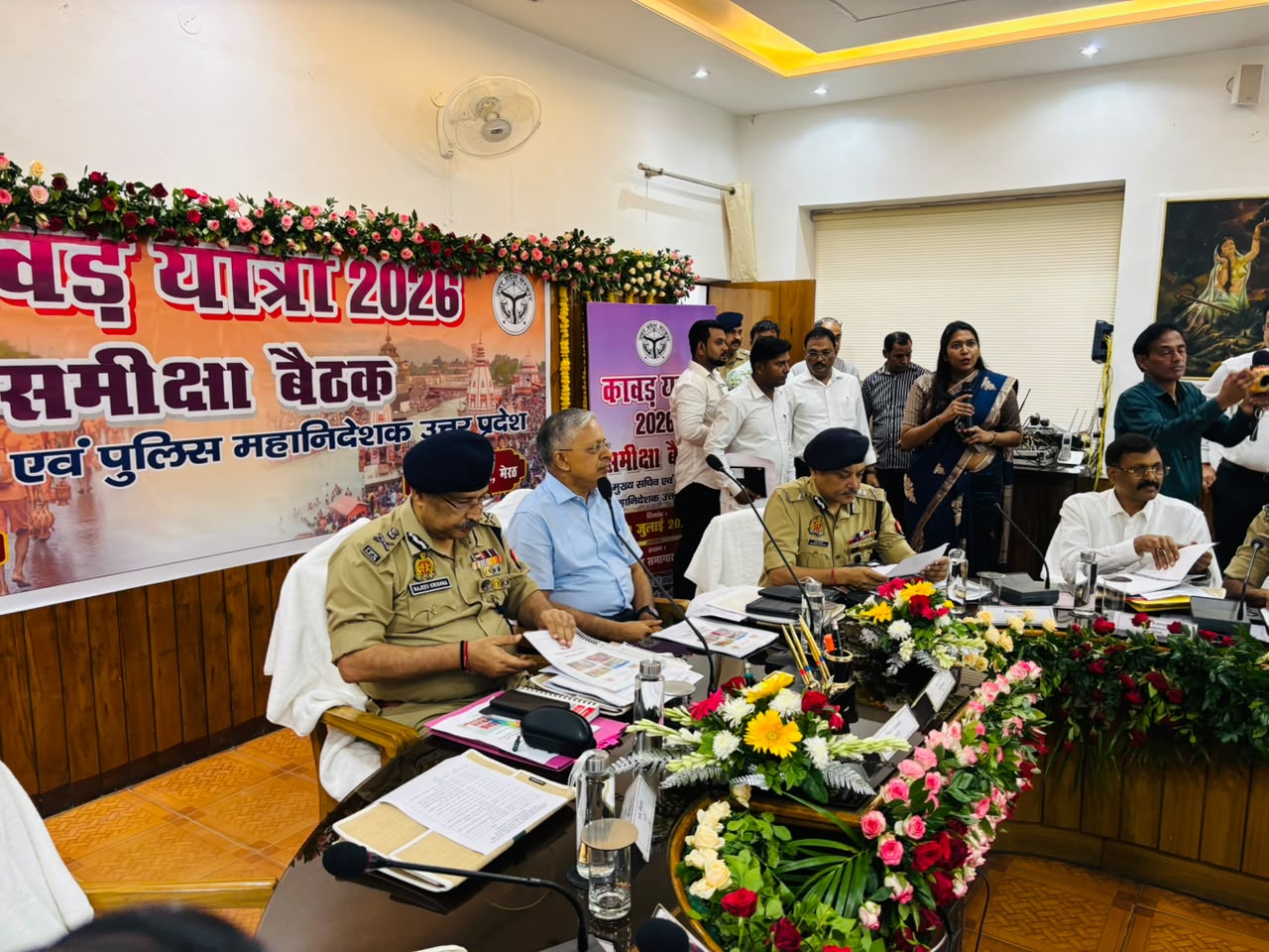 कांवड़ मेले के दृष्टिगत आयुक्त कार्यालय मेरठ में उच्चस्तरीय समन्वय बैठक में आयोजित 12
