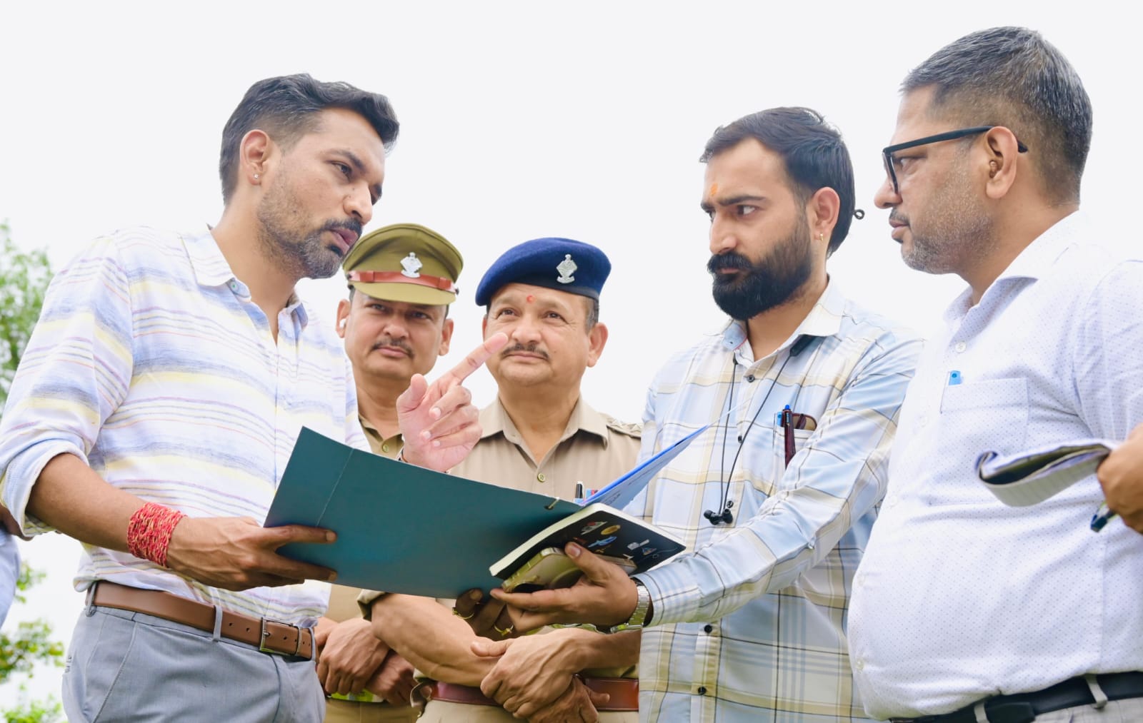 25 जुलाई तक हर हाल में पूरी हों कांवड़ मेले की तैयारियां, लापरवाही नहीं होगी बर्दाश्त- डीएम 6